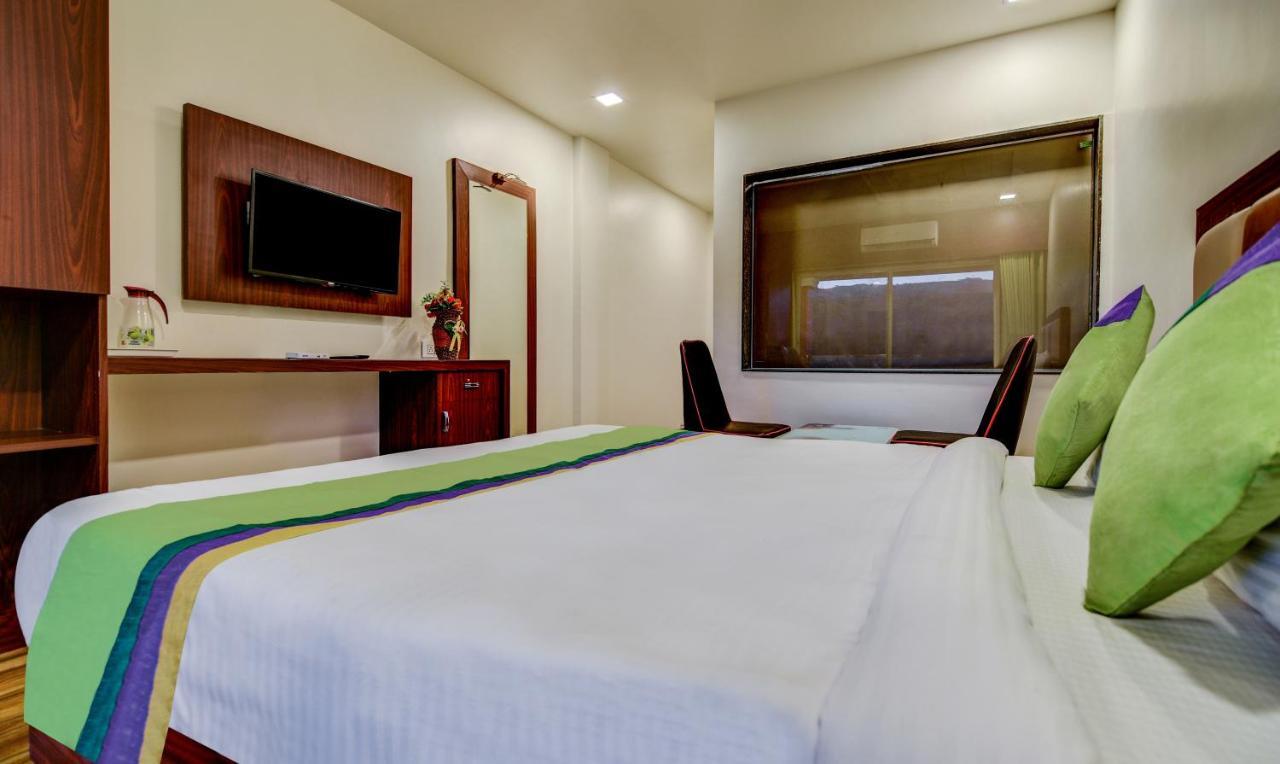 Hotel Treebo Trend Khushi River Side Retreat Mahābaleshwar Exterior foto